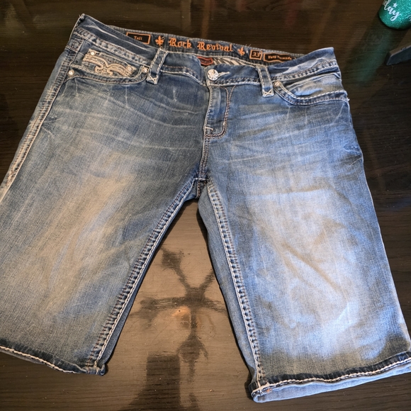 Rock Revival Women's Light Blue Denim Bermuda Shorts - Picture 5 of 8